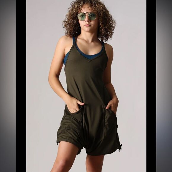 Tiger Friday Moss Green Romper Size Large - Picture 1 of 12